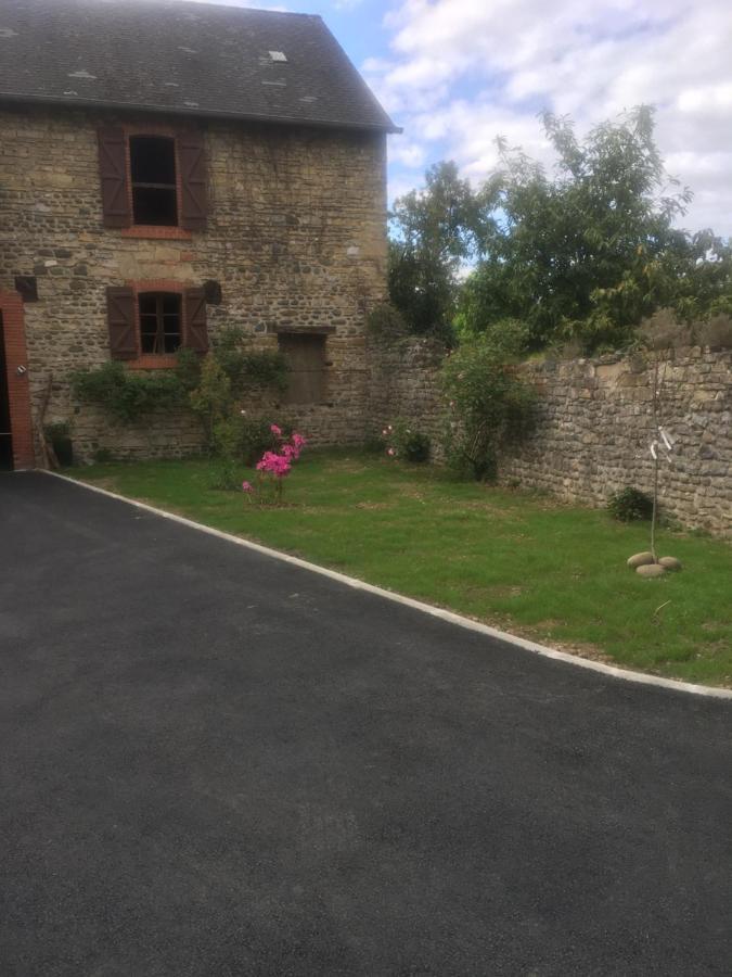 Les 3 Berets Chambres D'Hotes Oloron-Sainte-Marie Bagian luar foto